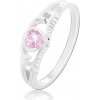 Šperky eshop strieborný 925 prsteň ružové zirkónové srdce rozdelené ramená s ornamentmi M14.05