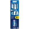 ORAL-B PRO-CLEAN ADVANCED Zubná kefka, odstraňuje zubný povlak, stredná, 2 kusy
