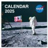 Poznámkový kalendár NASA 2025