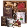 DARČEKOVÝ SET ČAJ, HRNČEK, KOŠÍK, ČOKOLÁDA, MED - NARODENINOVÝ BOX