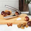 Kovový luskáčik na orechy a rezanie gaštanov (Dokonalý pomocník pri lúskaní orechov)