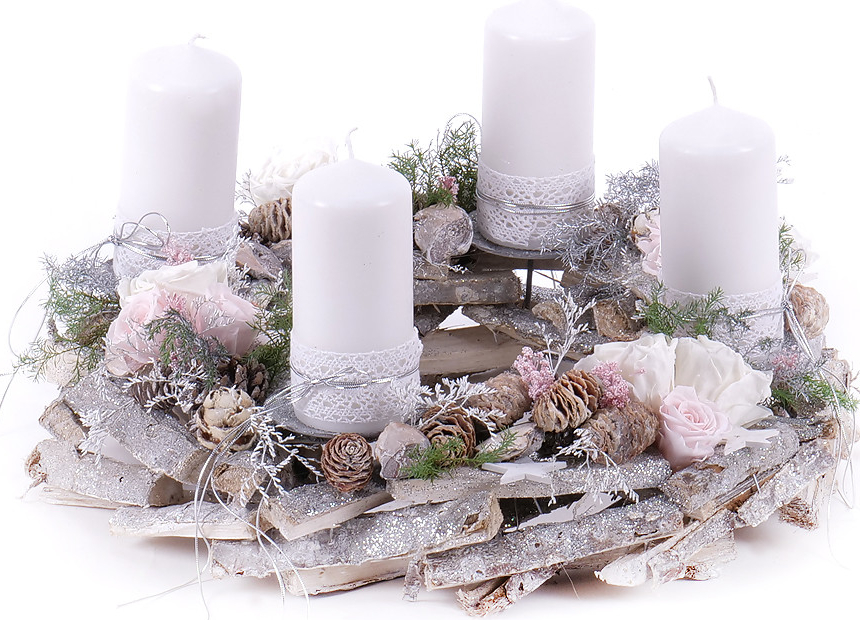 Adventný veniec biele a ružové ruže biele sviečky od 59,99 € - Heureka.sk