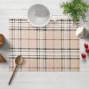 Biante Bavlnené prestieranie na stôl Sandra SA-548 Čierno-červeno-biele káro na béžovom 30x40 cm