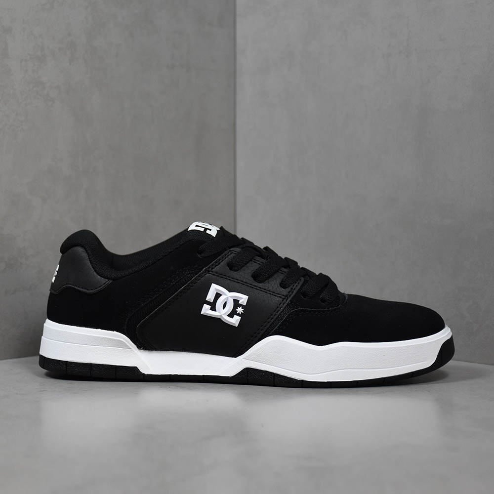 DC Central BKW Black White