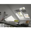 VELUX DOP Farba rolety: modrá (1100), Farba vodiacej lišty: Biely lakovaný hliník (SWL), Označenie okna (zo štítku na okne): MK06 78x118 cm - letný balíček