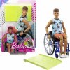Barbie Model Ken na invalidním vozíku v modrém kostkovaném tílku -195