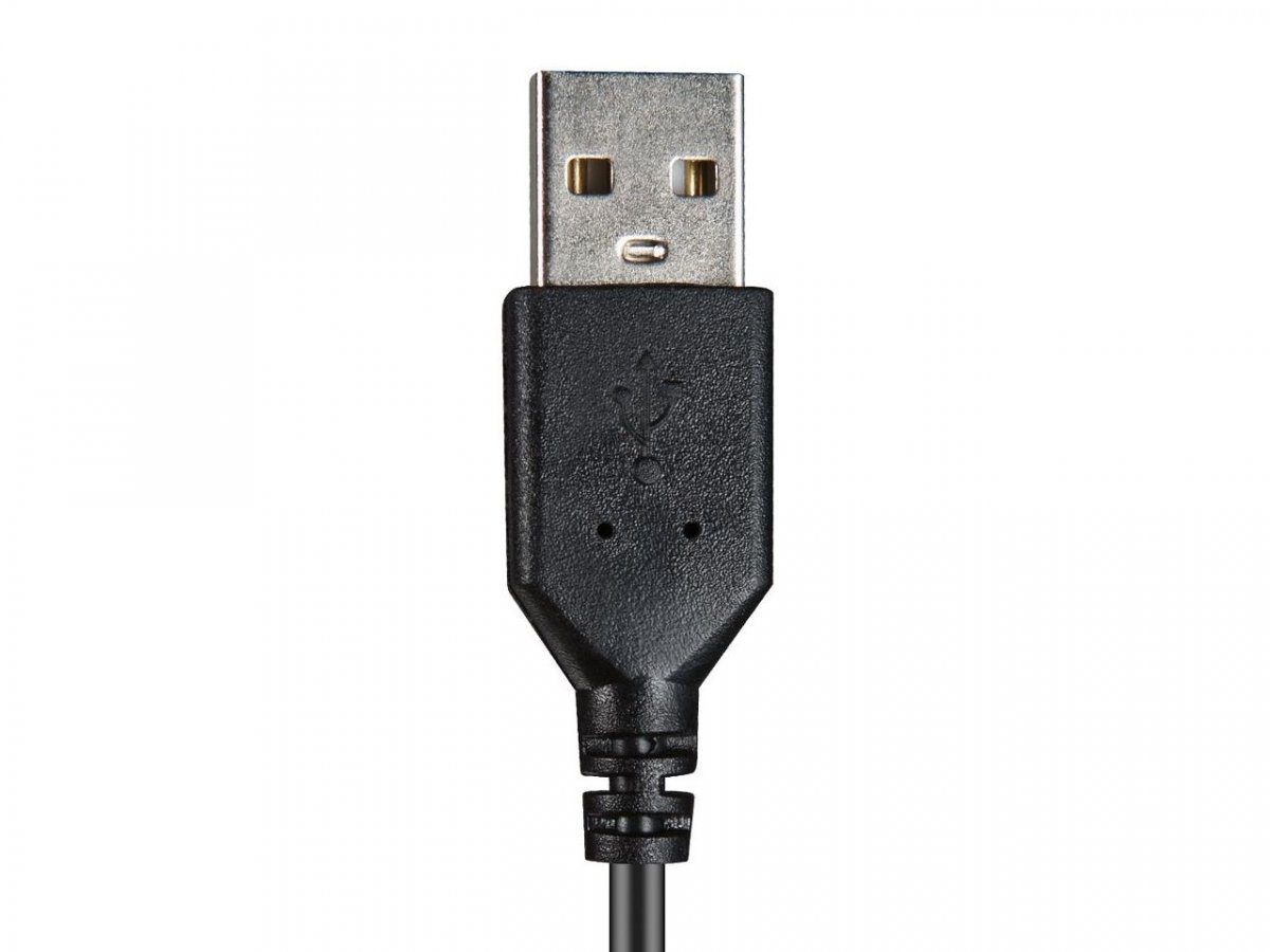 S dlhým káblom a USB nemôžete šliapnuť vedľa