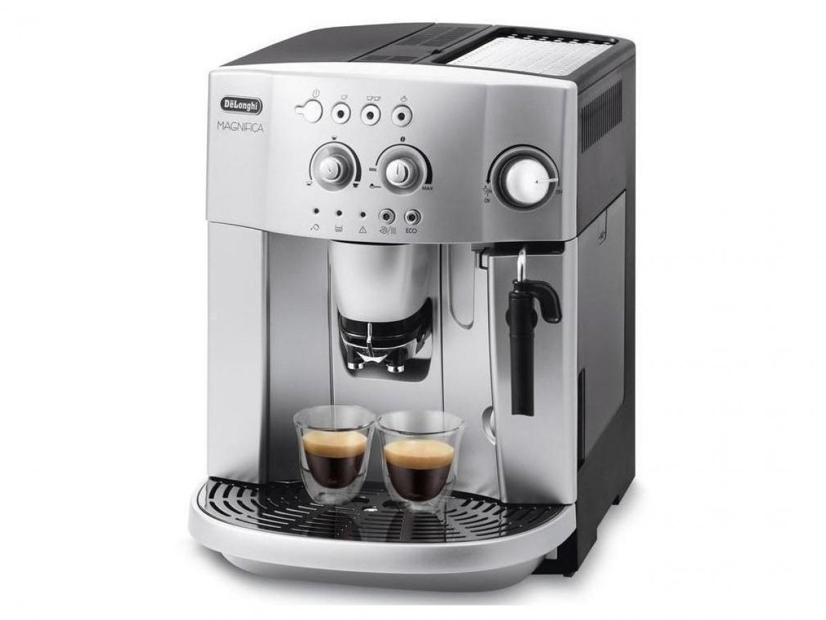 Cafetera DeLonghi ESAM 3200.S Magnifica