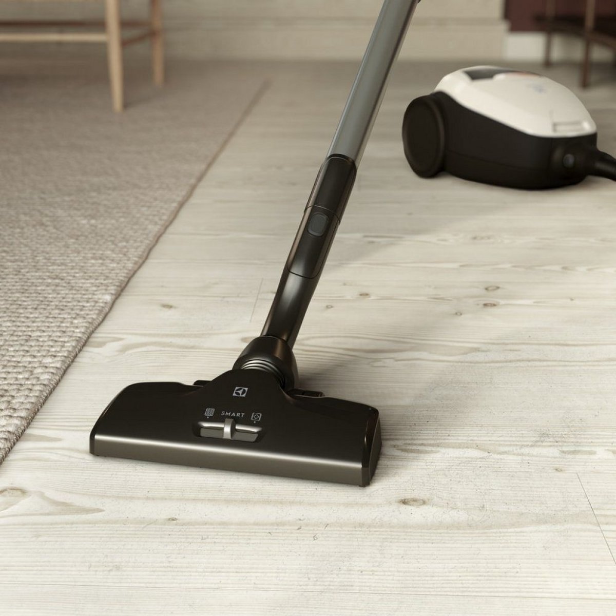 Dokonalá čistota na tvrdých podlahách aj na kobercoch