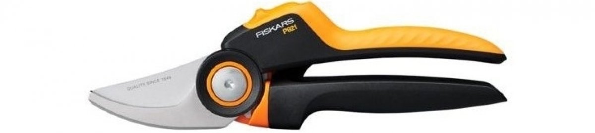 Fiskars M PowerGear™ X-series (P921) 1057173