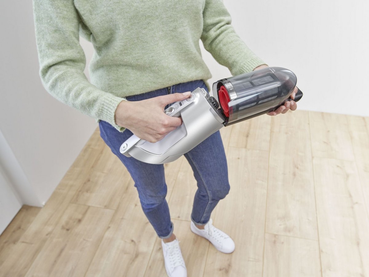 Kompaktný a ergonomický dizajn na pohodlné používanie