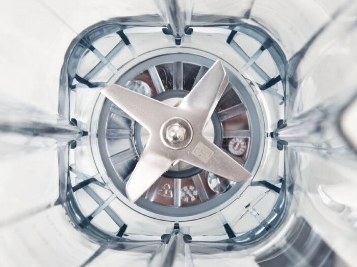 Špeciálne brúsenie nožov skracuje dĺžku mixovania