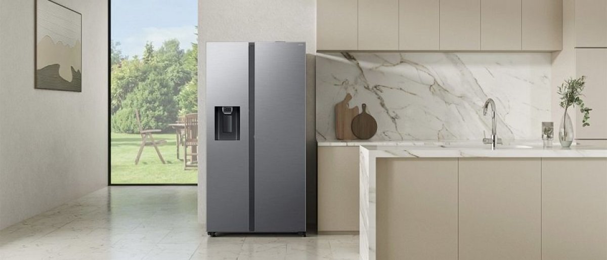 SAMSUNG RS70F64KDF
