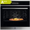ELECTROLUX 700 SteamCrisp, Vstavaná rúra, nerez (EOC9P31WX)