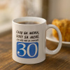 Hrnček k 30. narodeninám – vtipný darček s nápisom