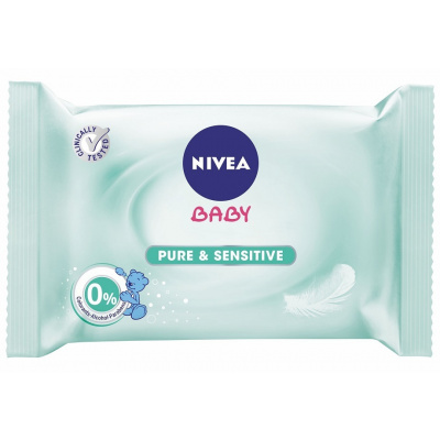 Nivea BABY PURE&SENSITIVE čistiace obrúsky 63 ks