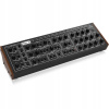 Analógový MIDI syntetizátor Behringer Pro-1