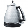 Rýchlovarná kanvica De'Longhi Brillante KBJ2001W biely