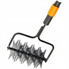Vertikulátor - Fiskars 1000689 Ručný rotačný perlátor - 20,5 cm (Vertikulátor - Fiskars 1000689 Ručný rotačný perlátor - 20,5 cm)