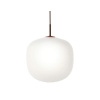 Muuto Závesné svietidlo Rime Ø37, opal/deep red 22242