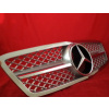 Sportovní maska Mercedes C Class W203, stříbrná-chrom, 1 žebro