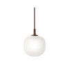 Muuto Závesné svietidlo Rime Ø12, opal/deep red 22240