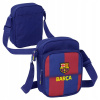 FC BARCELONA TAŠKA CEZ RAMENO POŠTÁRSKA SEZÓNA 25/26 MODRO-ČERVENÁ ŠACHOVNICA