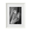 Atelier - Petr Vydra Umelecké fotografie Akty - Závoj (biely rám), Velikost a varianta fotografií Bílý rám 30 x 40 cm ( pasparta 21x 30 cm )