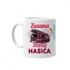 Žena hasiča (meno) - keramický hrnček s potlačou - personalizovaný produkt - Tričkový | Biela