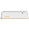 Fiskars ostřič na nože Roll-Sharp Functional Form, bílý
