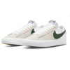 Tenisky Nike SB Zoom Blazer Low Pro GT white/fir-white-gum light brown 8 (42,5) 24 - Odosielame do 24 hodín