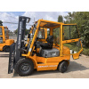 Vysokozdvižný vozík se spalovacím motorem FD25, stožár 2500 kg, vidle 3,5 m, kabina 1220 mm