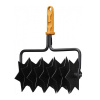 Provzdušňovač trávníku FISKARS 21cm OneClick