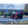 Model traktor TZ 4K-14. Mierka 1:43.