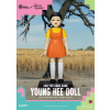 Beast Kingdom Toys Squid Game Akční Figurka a Sound Young Hee Doll 30 cm