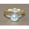 Zlatý prsteň s bielou riečnou perlou BC027YBR-W