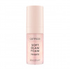 Catrice Glam In Gold Hydrating Primer hydratačná podkladová báza pod make-up s 24karátovým zlatom 010 Oh My Goldness 30 ml