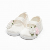 Dojčenské saténové capačky New Baby Ivory Flowers 12-18 m