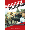 Modern Albania (Fred C. Abrahams)(Brožovaná)