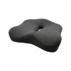 Tvarovaný podsedák z pamäťovej peny - tmavo sivý