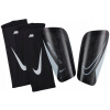 Nike Mercurial Lite holene. L čierny (Futbalové podložky Nike 170-180 cm l)