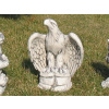 Betónová socha - orol, záhradná dekorácia