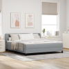 vidaXL Čalúnená posteľ s matracom Svetlosivá 180x200 cm Textília 3340101