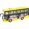 Autobus pôsobí žiarivo a príjemne