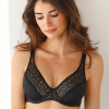 Podprsenka L' Irresistible z čipky a mikrovlákna, s kosticami čierna 100 Blancheporte
