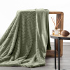 EUROFIRANY CHLPATÁ DEKA KATE 150X200 CM OLIVOVÁ