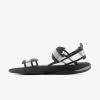 The North Face Men’s Skeena Sport Sandal EUR 9