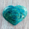 Nefertitis Apatit srdce Madagaskar 13 NF60773 - cca 8,1 x 6,7 cm, 258 g