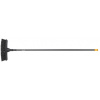 zmeták / metla univerzálna Solid M čierna Fiskars 1025921