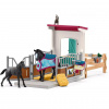 Schleich 42611 Koňský box s kobylou a žriebätom